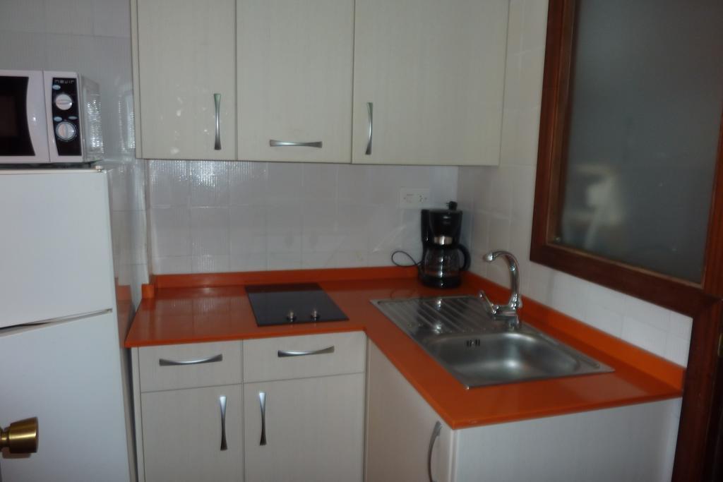 La Cigueena Alquilevante Benidorm Chambre photo
